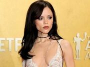 Takut Merepotkan, Jenna Ortega Ungkap Pengalaman Tak Makan dan Minum Takut Merepotkan, Jenna Ortega Ungkap Pengalaman Tak Makan dan Minum