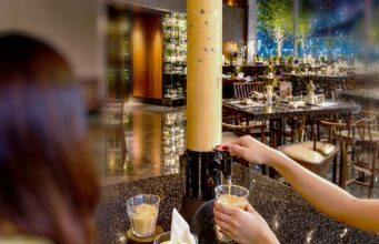 Rekomendasi Tempat Ngopi di Jakarta Selatan: Coffee Tower Selection Manhattan Hotel Jakarta Coffee Tower Selection di Manhattan Hotel Jakarta sebagai rekomendasi tempat ngopi di Jakarta Selatan.