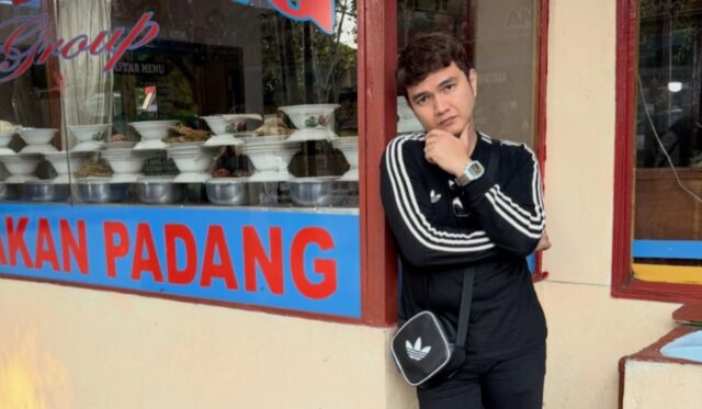 Aldi Taher Pamer Wajahnya di Postingan JET - sumber foto instagram/Alditaher