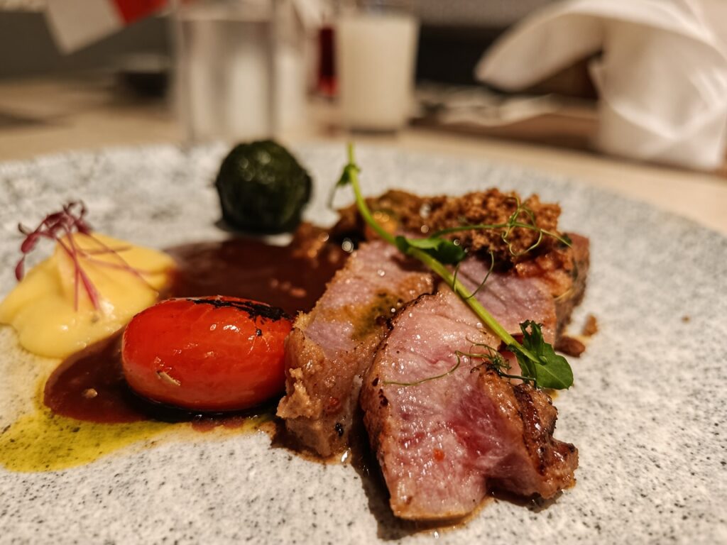 overnight marinated beef steak rempiga - sumber foto urbanvibes/adi