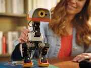 Kenalan Dengan Microduck, Robot Bebek Seharga Rp6 Jutaan Ini Siap Jadi Teman Baru di Rumah! Microduck robot bebek - sumber foto microduck.net